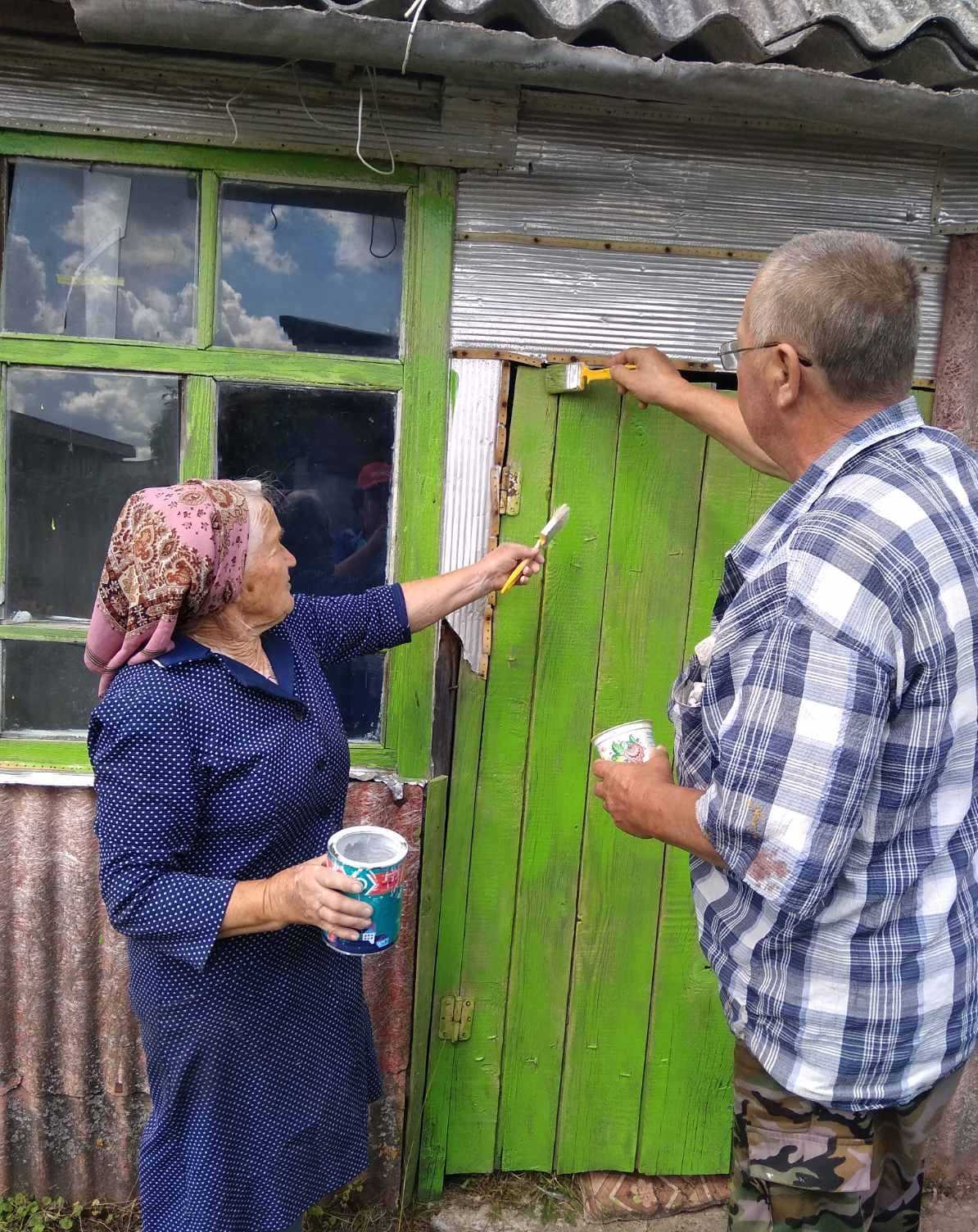 Благоустройство дома получателя социальных услуг в д. Марьино.