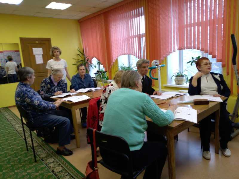 Тренировка логической памяти пожилых людей.