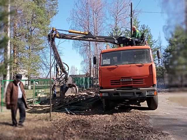 Приняли участие в субботнике